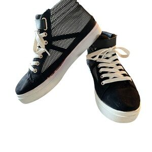 5 for $40 Juicy Couture Hesters Black High Top Beige Laces Black Net Detail 9.5